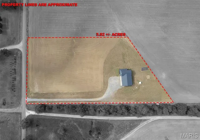 Photo 3 of Single family home for sale at 821 County Hwy 514, Sikeston, MO 63801 | MLS# MIS26069161 | Listing updated on 2026-10-28
