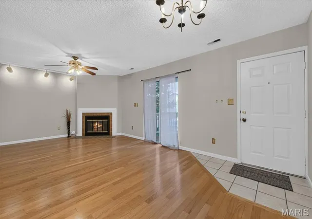 Photo 4 of Single family home for sale at 1696 E Swan Cir, Saint Louis, MO 63144 | MLS# MIS26069164 | Listing updated on 2026-10-30