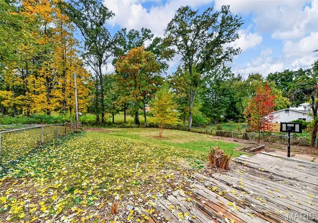 Photo 3 of Single family home for sale at 451 Wildwood Pkwy, Ballwin, MO 63011 | MLS# MIS26069184 | Listing updated on 2026-10-29