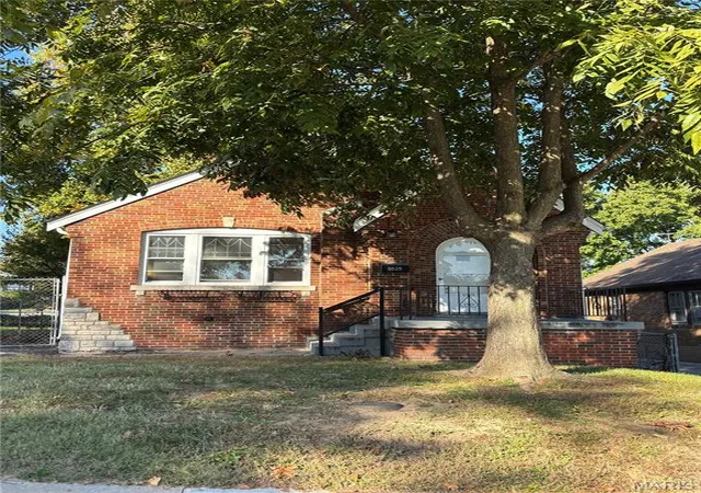 Photo 1 of Single family home for sale at 8525 Philo Ave, Saint Louis, MO 63123 | MLS# MIS26069215 | Listing updated on 2026-10-28