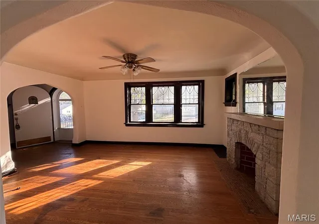 Photo 4 of Single family home for sale at 8525 Philo Ave, Saint Louis, MO 63123 | MLS# MIS26069215 | Listing updated on 2026-10-28