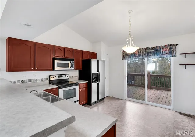 Photo 2 of House for sale at 856 Caleb Xing, Fenton, MO 63026 | MLS# MIS26069224 | Listing updated on 2026-10-31