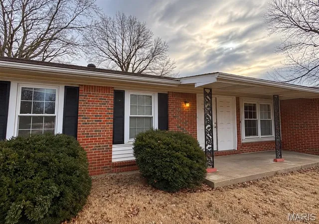 Photo 1 of Single family home for sale at 11136 Cadigan Dr, Saint Louis, MO 63138 | MLS# MIS26069228 | Listing updated on 2026-10-28