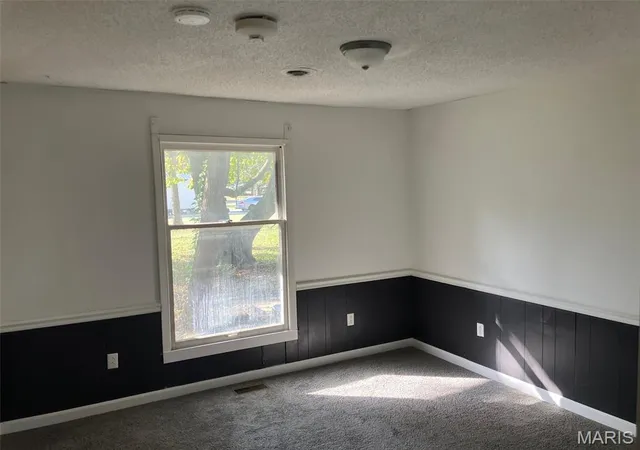 Photo 4 of Single family home for sale at 601 E Cedar St, Bertrand, MO 63823 | MLS# MIS26069231 | Listing updated on 2026-10-28