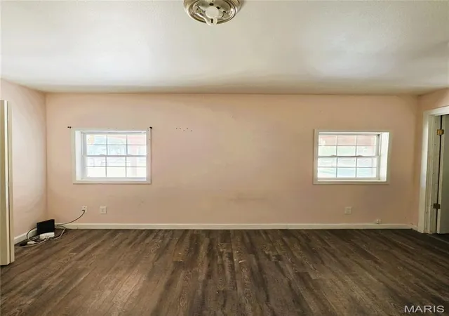 Photo 3 of Single family home for sale at 214 N Spiker St, Bernie, MO 63822 | MLS# MIS26069232 | Listing updated on 2026-10-28