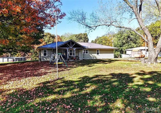 Photo 2 of Single family home for sale at 12367 Maple Dr, Conway, MO 65632 | MLS# MIS26069234 | Listing updated on 2026-10-29