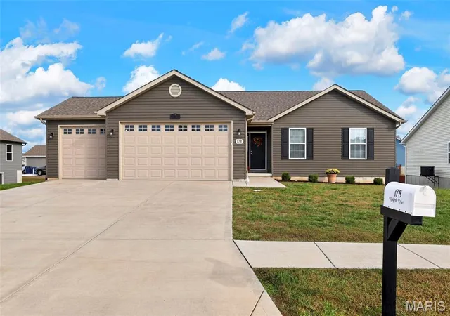 Single family home for sale at 178 Rockford Dr, Troy, MO 63379 | MLS# MIS26069246