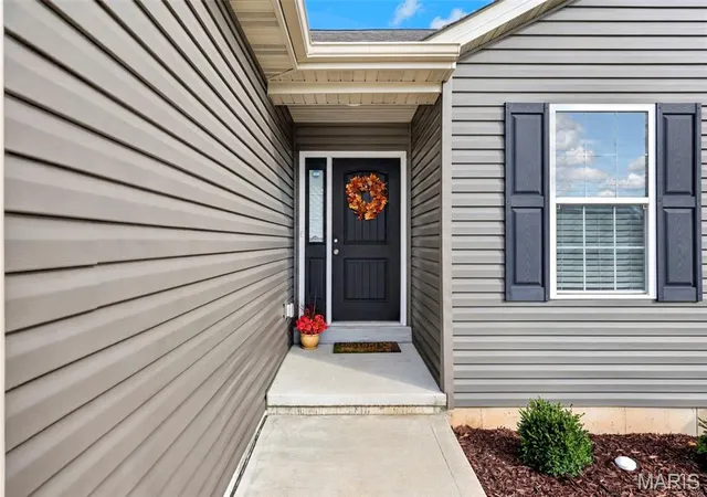 Photo 1 of Single family home for sale at 178 Rockford Dr, Troy, MO 63379 | MLS# MIS26069246 | Listing updated on 2026-10-28