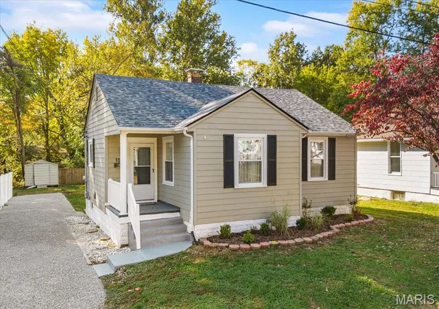 Photo 1 of Single family home for sale at 108 S 37th Street, Belleville, IL 62226 | MLS# MIS26069251 | Listing updated on 2026-10-30