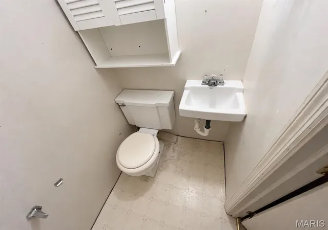 Photo 4 of Single family home for sale at 1234 Hoyt Dr, Saint Louis, MO 63137 | MLS# MIS26069263 | Listing updated on 2026-10-28