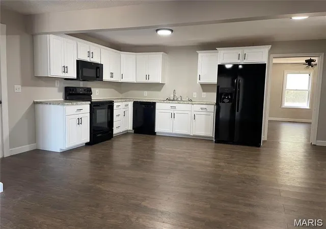 Photo 2 of Single family home for sale at 2531 N 14th Street, Poplar Bluff, MO 63901 | MLS# MIS26069277 | Listing updated on 2026-10-28