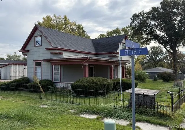 Photo 1 of Single family home for sale at 501 S Mayhall St, New London, MO 63459 | MLS# MIS26069282 | Listing updated on 2026-10-29