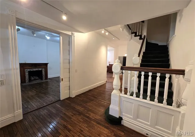 Photo 3 of Single family home for sale at 4446 Laclede Ave, Saint Louis, MO 63108 | MLS# MIS26069295 | Listing updated on 2026-10-29