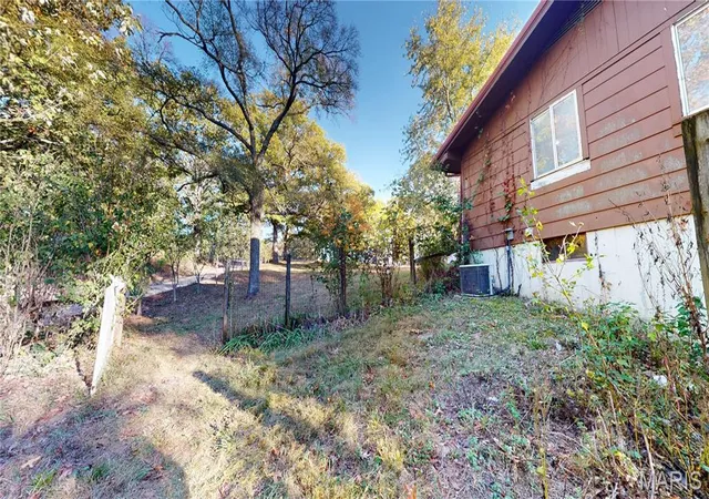 Photo 3 of Single family home for sale at 11809 Stoney Point Rd, Mineral Point, MO 63660 | MLS# MIS26069298 | Listing updated on 2026-10-29