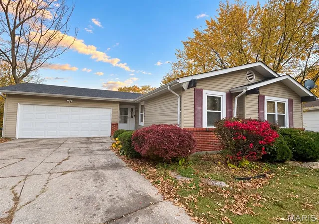 Single family home for sale at 1453 Columbia Hills Ct, Saint Louis, MO 63138 | MLS# MIS26069307