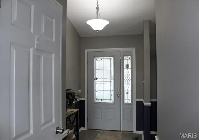 Photo 1 of Single family home for sale at 205 Whitehirst Manor Ct, Saint Charles, MO 63304 | MLS# MIS26069317 | Listing updated on 2026-10-30