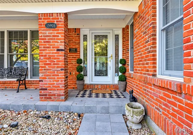 Photo 3 of Single family home for sale at 15908 Wetherburn Rd, Chesterfield, MO 63017 | MLS# MIS26069322 | Listing updated on 2026-10-30