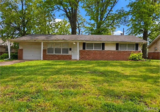 Single family home for sale at 9805 Duke Dr, Saint Louis, MO 63136 | MLS# MIS26069333