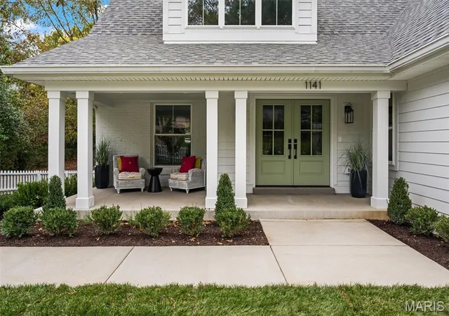 Photo 4 of Single family home for sale at 1141 N Berry Rd, Saint Louis, MO 63122 | MLS# MIS26069334 | Listing updated on 2026-10-29