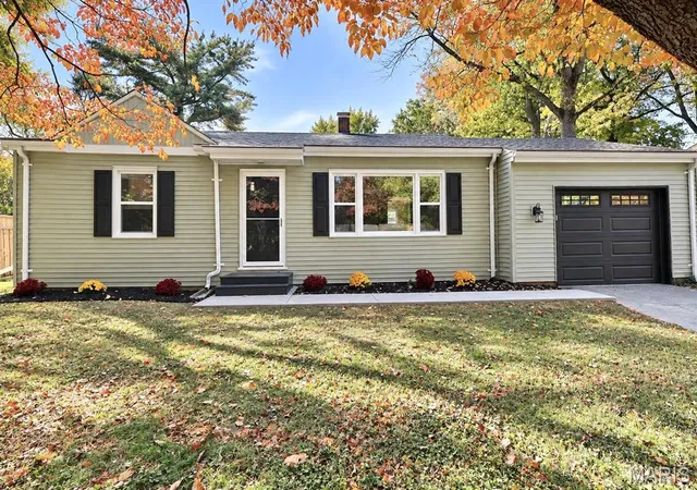 Single family home for sale at 6804 Osage Dr, Belleville, IL 62223 | MLS# MIS26069336