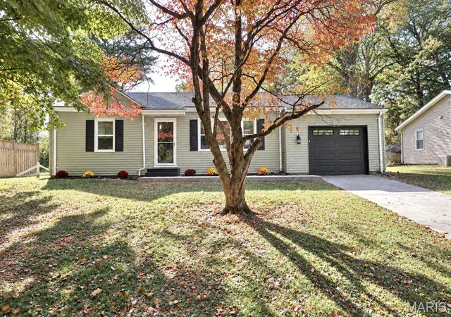 Photo 1 of Single family home for sale at 6804 Osage Dr, Belleville, IL 62223 | MLS# MIS26069336 | Listing updated on 2026-10-30