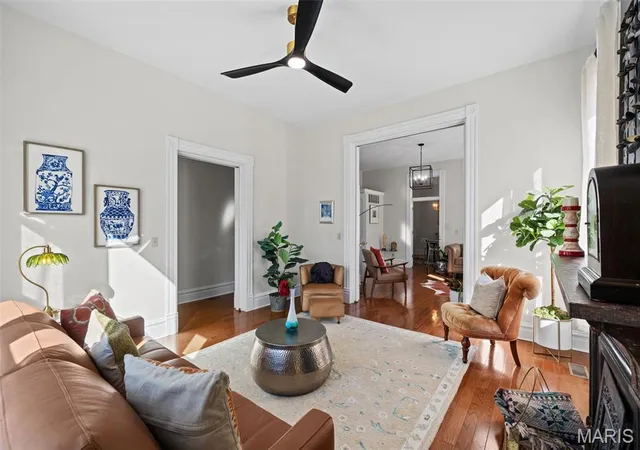 Photo 4 of Single family home for sale at 2701 Ann Ave, Saint Louis, MO 63104 | MLS# MIS26069339 | Listing updated on 2026-10-29