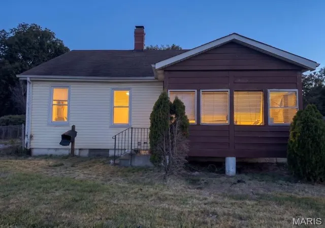 Single family home for sale at 3307 Marvin Ave, Saint Louis, MO 63114 | MLS# MIS26069352