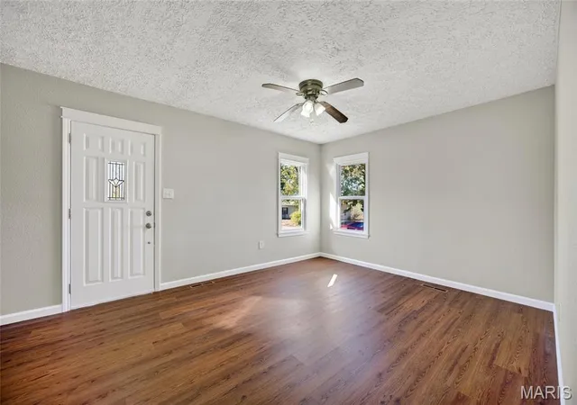 Photo 2 of Single family home for sale at 202 S Waller, Crocker, MO 65452 | MLS# MIS26069361 | Listing updated on 2026-10-29