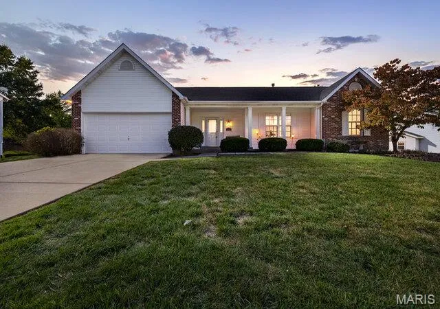 Photo 2 of Single family home for sale at 1137 Bellow Fls Dr, O Fallon, MO 63368 | MLS# MIS26069385 | Listing updated on 2026-10-30