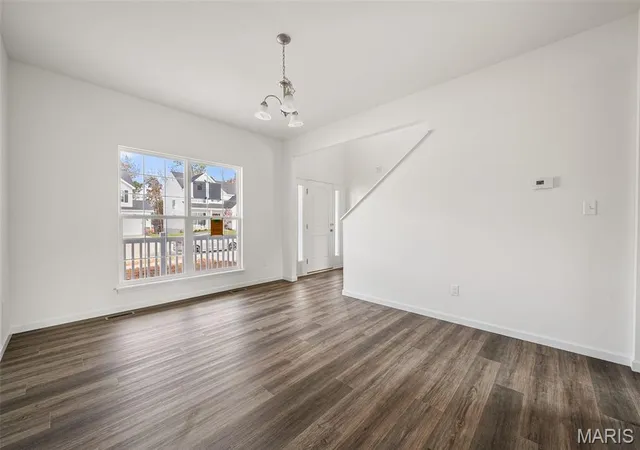 Photo 3 of Single family home for sale at 500 Westhaven Manor Dr, Wentzville, MO 63385 | MLS# MIS26069405 | Listing updated on 2026-10-29