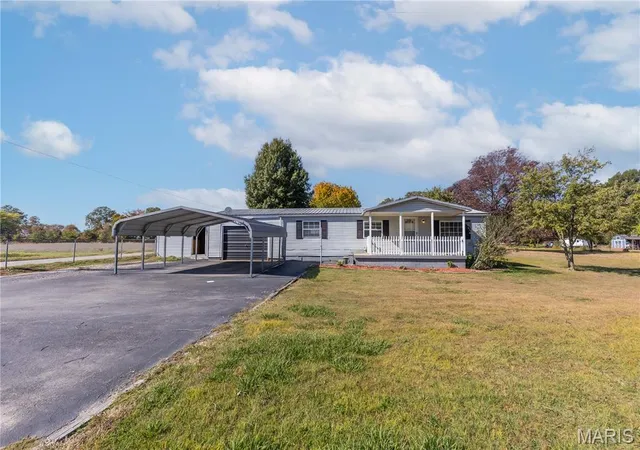 Photo 1 of Manufactured home for sale at 1093 State Hwy 53, Campbell, MO 63933 | MLS# MIS26069411 | Listing updated on 2026-10-29