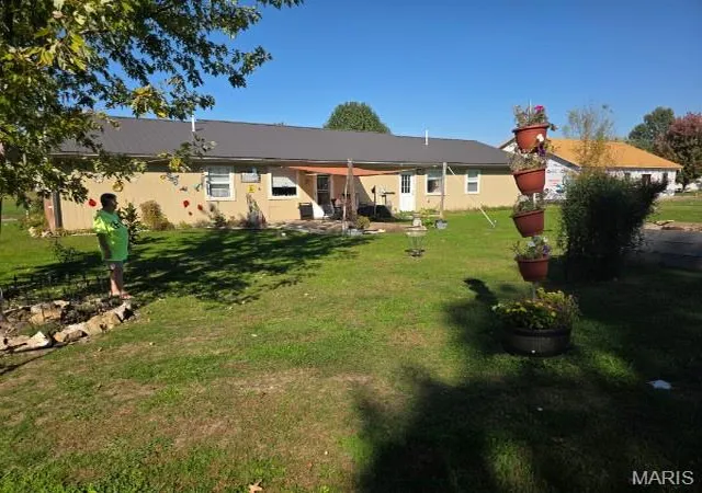 Photo 4 of Multi family home for sale at 805 E Dover St #A & B, Monroe City, MO 63456 | MLS# MIS26069445 | Listing updated on 2026-10-30