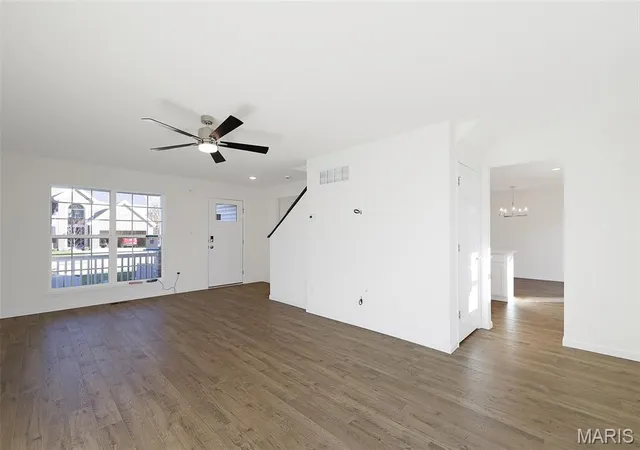 Photo 3 of Single family home for sale at 216 Westhaven Cir Dr, Wentzville, MO 63385 | MLS# MIS26069459 | Listing updated on 2026-10-29