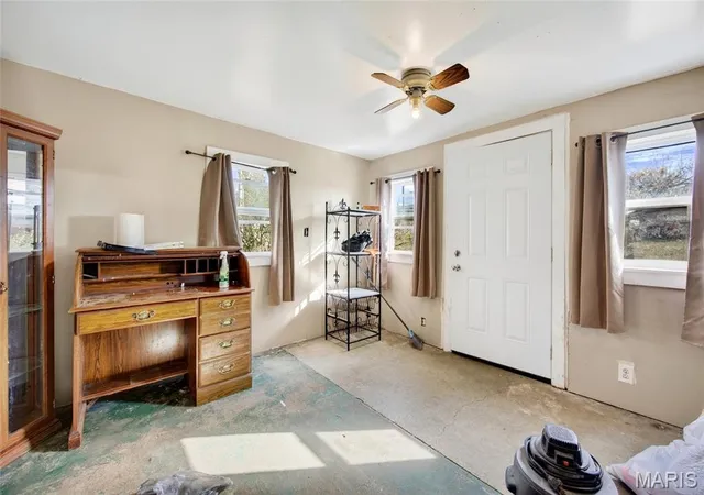 Photo 3 of Single family home for sale at 107 S Myrtle St, Conway, MO 65632 | MLS# MIS26069530 | Listing updated on 2026-10-29