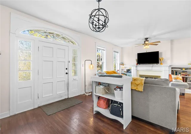 Photo 1 of Single family home for sale at 5838 Pershing Ave, Saint Louis, MO 63112 | MLS# MIS26069550 | Listing updated on 2026-10-31