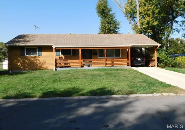Single family home for sale at 12 Charlotte Dr, Florissant, MO 63031 | MLS# MIS26069560