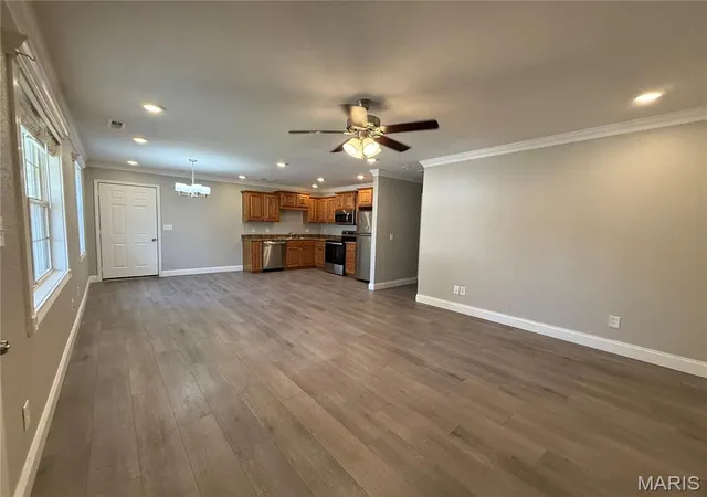 Photo 3 of Single family home for sale at 518 Nickey St, Poplar Bluff, MO 63901 | MLS# MIS26069572 | Listing updated on 2026-10-29