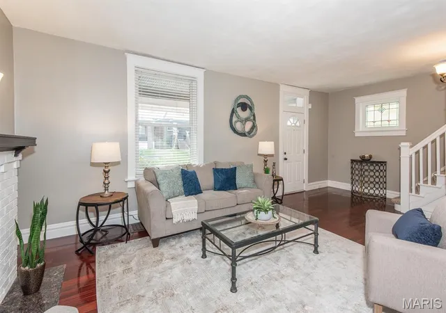 Photo 3 of Single family home for sale at 4957 Itaska St, Saint Louis, MO 63109 | MLS# MIS26069590 | Listing updated on 2026-10-31