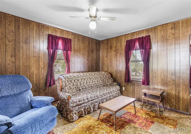 Photo 4 of Single family home for sale at 1419 N 4th Street, De Soto, MO 63020 | MLS# MIS26069592 | Listing updated on 2026-10-30