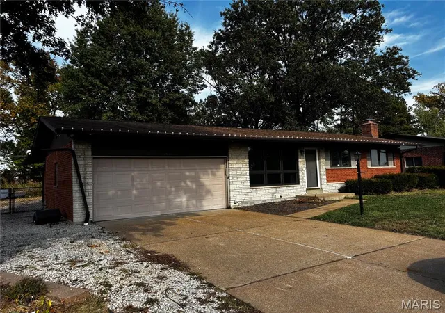 Photo 1 of Single family home for sale at 3645 Eileen Ann Dr, Saint Louis, MO 63129 | MLS# MIS26069621 | Listing updated on 2026-10-30