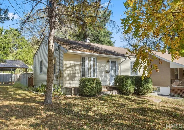 Photo 1 of Single family home for sale at 9451 Tennyson Ave, Saint Louis, MO 63114 | MLS# MIS26069626 | Listing updated on 2026-10-31