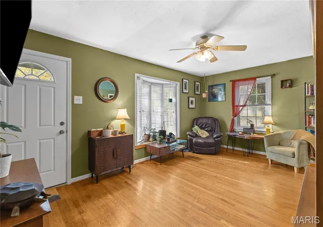 Photo 4 of Single family home for sale at 9451 Tennyson Ave, Saint Louis, MO 63114 | MLS# MIS26069626 | Listing updated on 2026-10-31