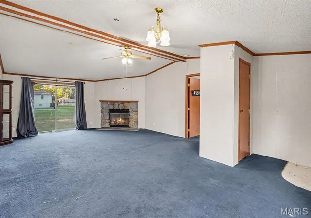 Photo 1 of Manufactured home for sale at 2021 Davis St, East Carondelet, IL 62240 | MLS# MIS26069655 | Listing updated on 2026-10-30