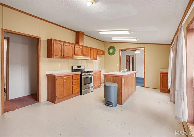 Photo 3 of Manufactured home for sale at 2021 Davis St, East Carondelet, IL 62240 | MLS# MIS26069655 | Listing updated on 2026-10-30