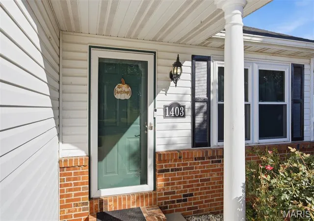 Photo 3 of Single family home for sale at 1403 Kweit Ln, Greenville, IL 62246 | MLS# MIS26069658 | Listing updated on 2026-10-30