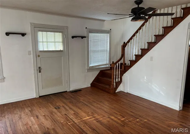 Photo 3 of Single family home for sale at 401 N Mill St, Summerfield, IL 62289 | MLS# MIS26069674 | Listing updated on 2026-10-30