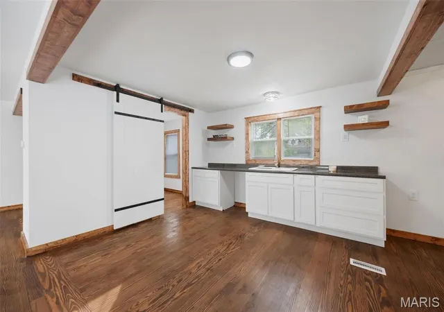 Photo 4 of Single family home for sale at 405 Hematite St, Festus, MO 63028 | MLS# MIS26069686 | Listing updated on 2026-10-30