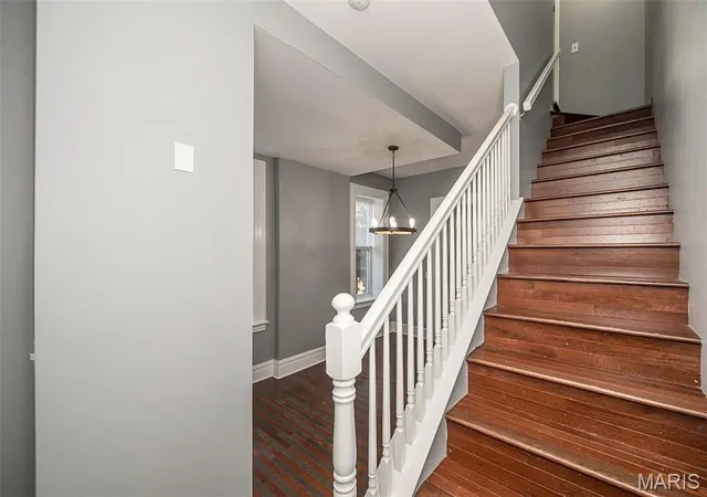 Photo 3 of Single family home for sale at 2243 Jules St, Saint Louis, MO 63104 | MLS# MIS26069719 | Listing updated on 2026-10-30