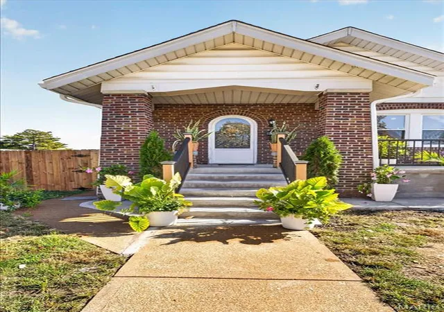 Photo 1 of Single family home for sale at 3138 Clifton Ave, Saint Louis, MO 63139 | MLS# MIS26069810 | Listing updated on 2026-10-31