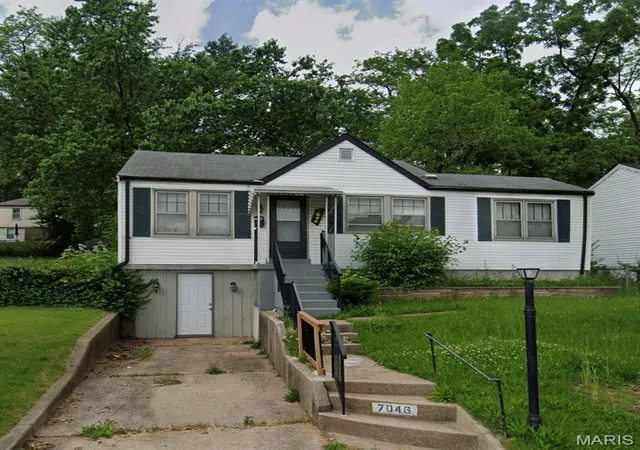 Photo 1 of Single family home for sale at 7046 Manette Dr, Saint Louis, MO 63136 | MLS# MIS26069812 | Listing updated on 2026-10-31